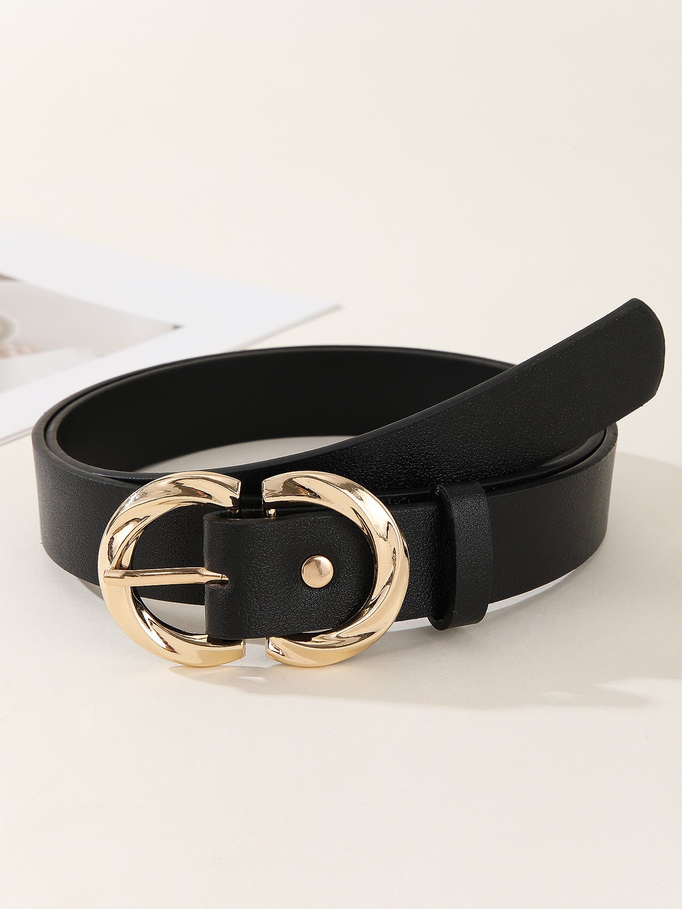 Women’s Leather Belt with Gold Buckle – Stylish Casual & Dress Accessory