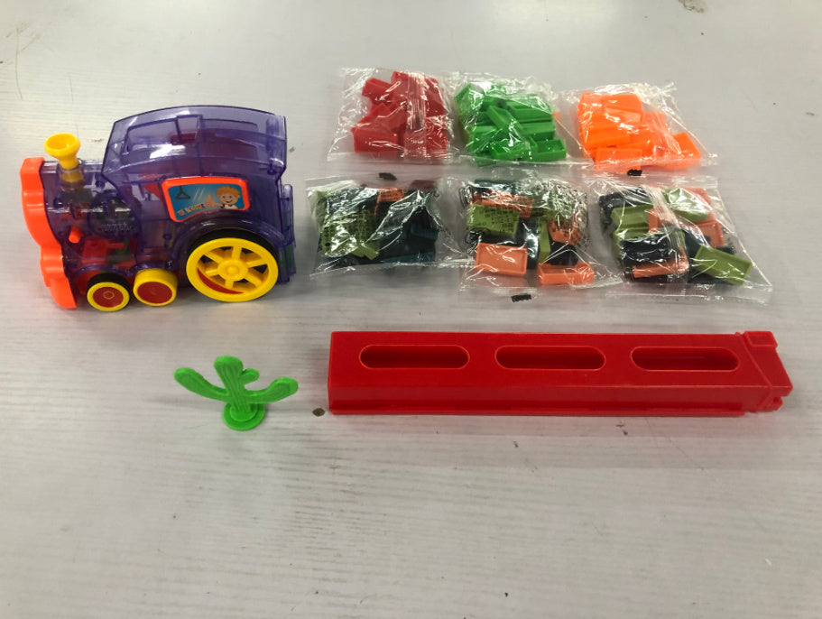 Domino Train Toy – Automatic Electric Domino Laying Puzzle Car for Kids