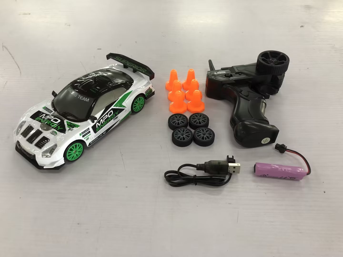 2.4G 4WD Drift RC Car – Remote Control Racing Car with LED Lights & Extra Tires for Kids