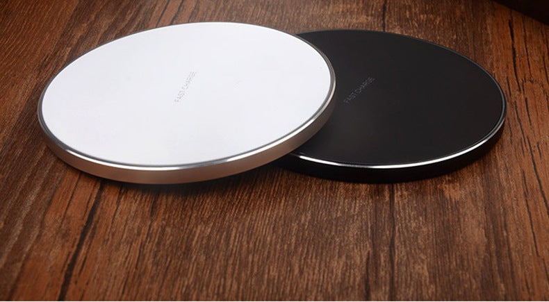 Fast Wireless Charger Pad – Universal Qi Charging Dock for iPhone & Samsung