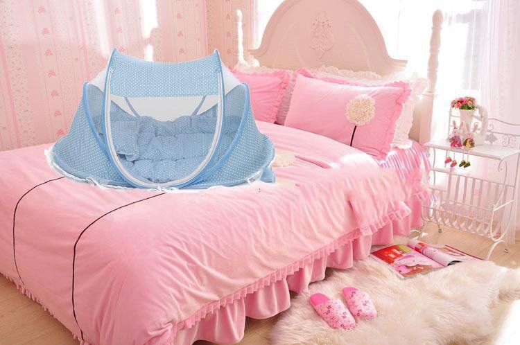 Foldable Baby Bed with Pillow & Mosquito Net – Portable Newborn Sleeping Set