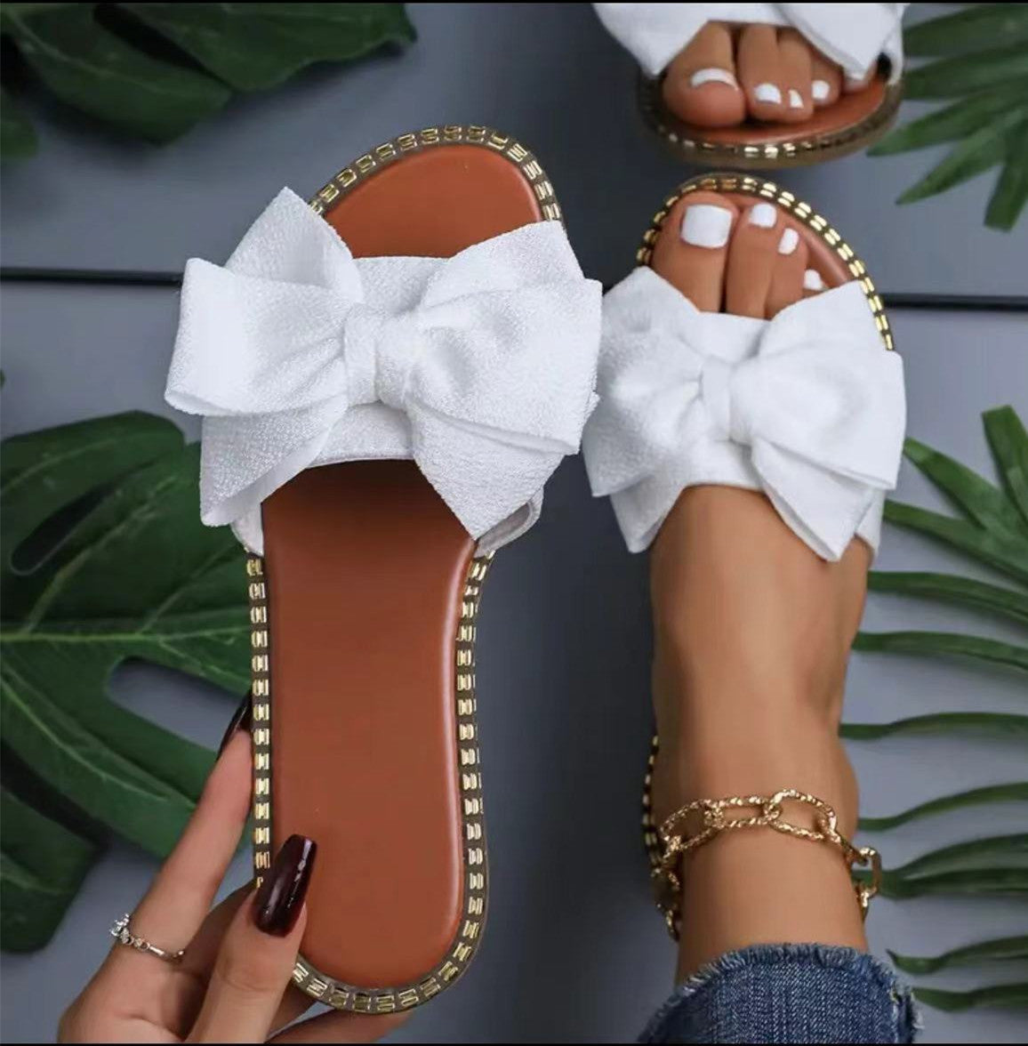 Women’s Rhinestone Bowknot Flat Slippers – Summer Casual Sandals