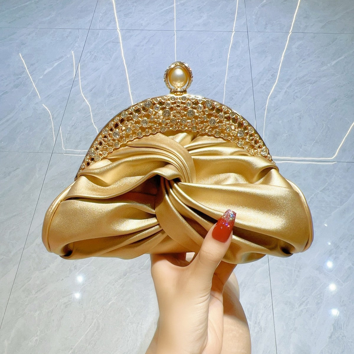 Luxury Diamond-Studded Clutch Mini – Evening & Party Wear Bag